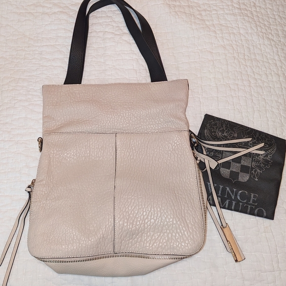 Vince Camuto Handbags - Vince Camuto Bubble Lamb Leather Bag